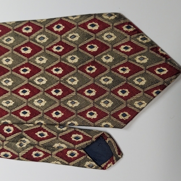 Brooks Brothers 100% Silk Tie - Picture 6 of 8